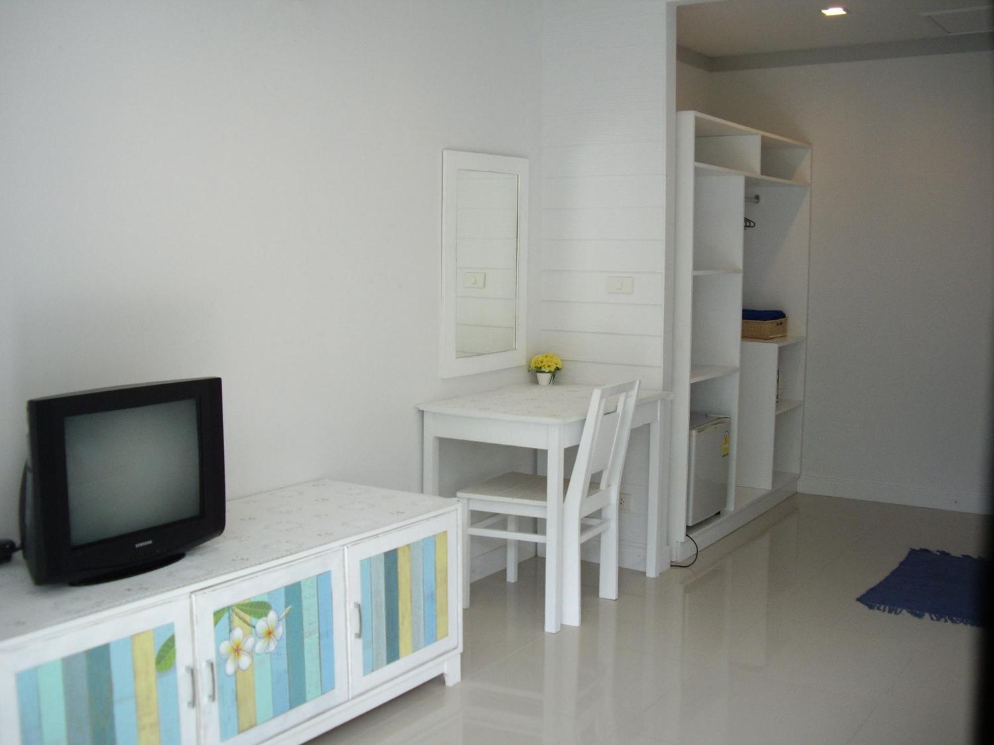PP Blue Sky Resort-SHA Plus Ko Phi Phi Exterior foto