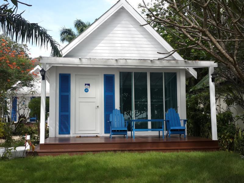 PP Blue Sky Resort-SHA Plus Ko Phi Phi Exterior foto
